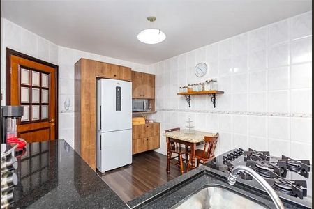 1_photo/94dce661ef.70986b2d83168018-ATLAS-8659fcc4-d9f9-4853-8c60-e177fc21fa90.jpg de casa à venda com 4 quartos, 192m² em Boa Vista, Curitiba