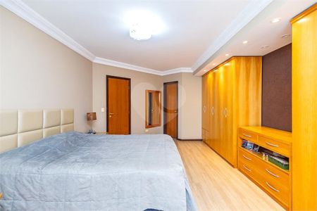 8_photo/94dce661ef.70986b2d83168018-ATLAS-defde9fb-866b-4060-a963-ee3d14ba5ca6.jpg de casa à venda com 3 quartos, 191m² em Boa Vista, Curitiba