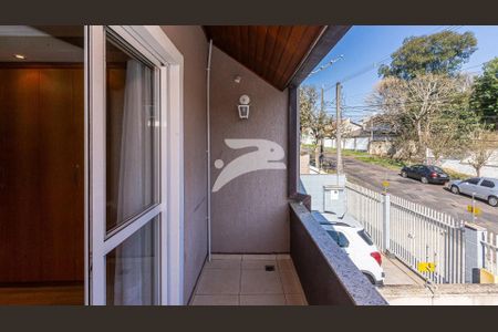 5_photo/94dce661ef.865a71c7f88bec09-ATLAS-d88c1aa6-4fb9-43f2-a4ef-dcd1ca50d861.jpg de casa à venda com 3 quartos, 131m² em Boa Vista, Curitiba