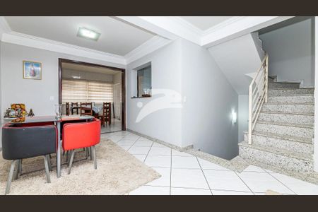 4_photo/94dce66297.7fffaa5cf26c2c92-ATLAS-ff26a521-ffe8-45d8-836a-a36751e452b4.jpg de casa à venda com 2 quartos, 216m² em Boa Vista, Curitiba