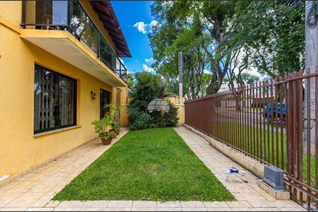 49_photo/94dce6632b.ceef305ded12bb28-ATLAS-70d5d306-d260-458c-91c1-6333764d239b.jpg de casa à venda com 6 quartos, 225m² em Boa Vista, Curitiba
