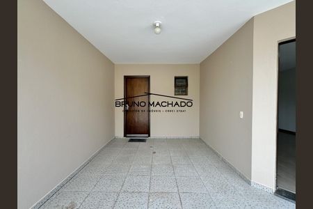 48_photo/94dce663b7.131c711fc740dfc3-ATLAS-40fc7028-ebf8-4f8b-97ab-704507f26d69.jpg de casa para alugar com 3 quartos, 134m² em Boa Vista, Curitiba