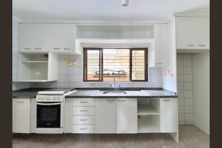 5_photo/94dce663b7.131c711fc740dfc3-ATLAS-b59d04be-2940-490b-815d-bacc929f7758.jpg de casa para alugar com 3 quartos, 134m² em Boa Vista, Curitiba