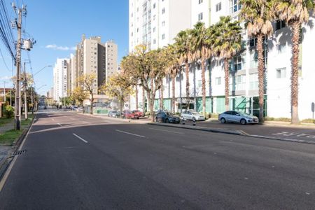 8_photo/94dce664a9.2c66f6dd6901f3ed-ATLAS-815f3b6d-1102-4b62-942f-37f956df3e4e.jpg de apartamento à venda com 3 quartos, 60m² em Boa Vista, Curitiba