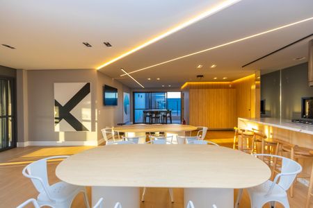 7_photo/94dce664dd.8c7795a7de180b28-ATLAS-7dc3ab48-9728-4ee7-aa9c-0dae8ef03b7e.jpg de apartamento à venda com 2 quartos, 74m² em Boa Vista, Curitiba