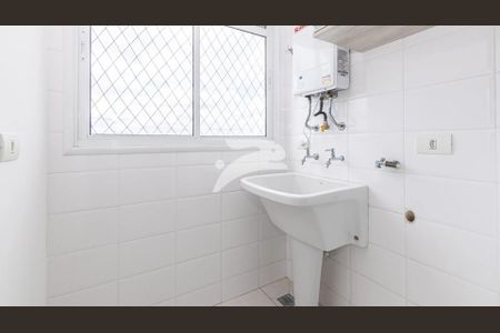 5_photo/94dce664e3.24de234838eeb2fc-ATLAS-30c8b68a-11ea-46b9-8d3a-8d2bdf72e15c.jpg de apartamento à venda com 3 quartos, 70m² em Boa Vista, Curitiba