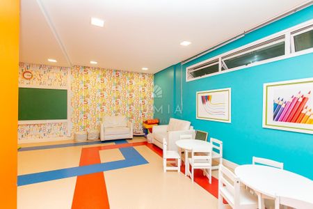 40_photo/94dce664e3.d1239a8129f8143d-ATLAS-df7fa331-cff2-4df2-acca-89a933457e7c.jpg de apartamento à venda com 3 quartos, 70m² em Boa Vista, Curitiba