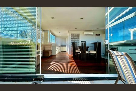 30_photo/94dce66615.20b1407c08fdccdc-ATLAS-2f14f342-d64a-4a55-b9f9-2c8d67354c6d.jpg de apartamento à venda com 3 quartos, 120m² em Santa Cândida, Curitiba