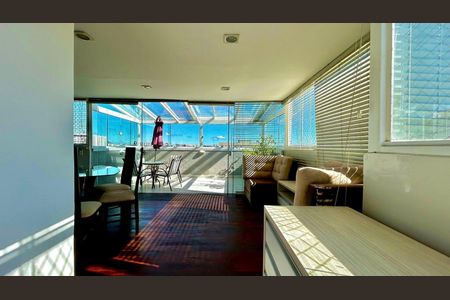 25_photo/94dce66615.20b1407c08fdccdc-ATLAS-827116fc-63b2-4aba-99e4-cfa7f9e0a319.jpg de apartamento à venda com 3 quartos, 120m² em Santa Cândida, Curitiba