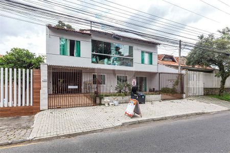 11_photo/94dce66629.826320bd9fe033a1-ATLAS-6f1a2f61-b17a-4b69-8372-0b61e2dc74fb.jpg de casa à venda com 4 quartos, 325m² em Santa Cândida, Curitiba