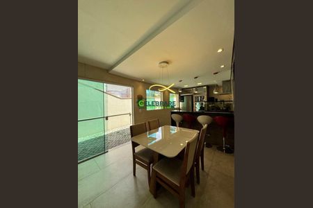 37_photo/94dce6662b.06d0e82101a84137-ATLAS-bcf97aff-96c6-4daa-b137-384088fbdb0a.jpg de casa à venda com 3 quartos, 280m² em Santa Cândida, Curitiba