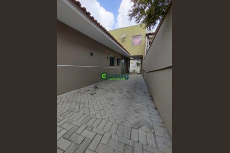 9_photo/94dce6662b.06d0e82101a84137-ATLAS-c8e0ae2e-b331-4214-b83d-dbf300905857.jpg de casa à venda com 3 quartos, 280m² em Santa Cândida, Curitiba