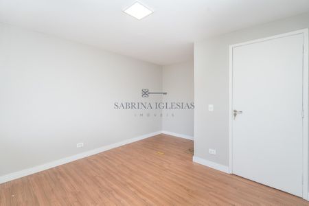 10_photo/94dce66667.fe96b63aec789ef1-ATLAS-4b9fc74a-d6bf-4e4e-b9b2-818a0aae6315.jpg de casa à venda com 3 quartos, 134m² em Boa Vista, Curitiba