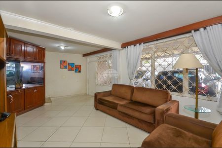 6_photo/94dce668db.523c3f14d12cddb2-ATLAS-1dc4d053-8a66-460f-b52a-58e10b63ee47.jpg de casa à venda com 3 quartos, 147m² em Santa Cândida, Curitiba