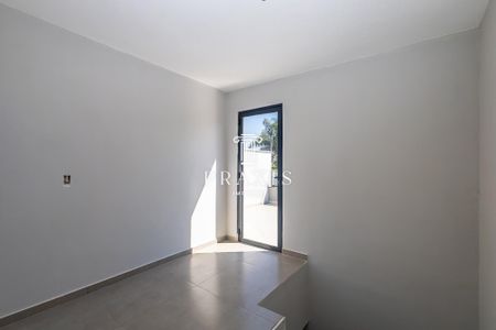 39_photo/94dce66a0b.70d42bc12121e670-ATLAS-db20f628-cadf-4e3b-91ad-2a30f28d2a4e.jpg de casa à venda com 3 quartos, 148m² em Santa Cândida, Curitiba