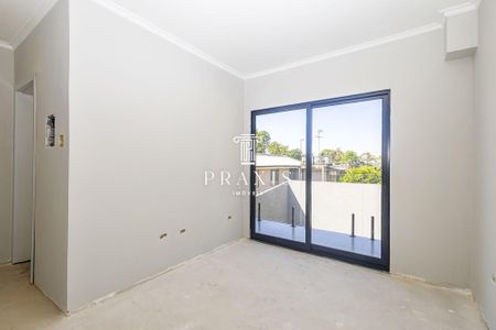 29_photo/94dce66a0b.70d42bc12121e670-ATLAS-e42cfeb0-4bd2-40f4-9071-0dff4816587a.jpg de casa à venda com 3 quartos, 148m² em Santa Cândida, Curitiba