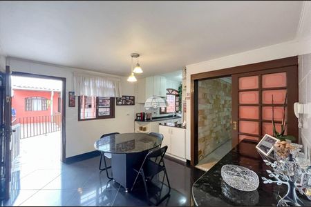 32_photo/94dce66b49.97075aea8cc9d34c-ATLAS-cf8fbb33-041e-4a67-bd8a-74a71ea820a4.jpg de casa à venda com 3 quartos, 123m² em Tingui, Curitiba