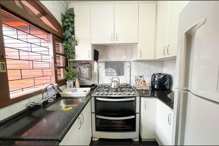 36_photo/94dce66b49.97075aea8cc9d34c-ATLAS-d09cc1cd-4d63-4b6c-bfb4-38bcb2d2c494.jpg de casa à venda com 3 quartos, 123m² em Tingui, Curitiba