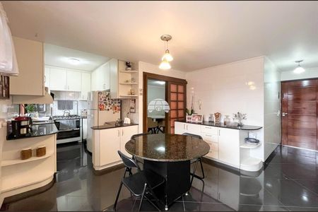 5_photo/94dce66b49.97075aea8cc9d34c-ATLAS-e8f1101c-d38b-41ca-a38c-8ec8e756b3f7.jpg de casa à venda com 3 quartos, 123m² em Tingui, Curitiba