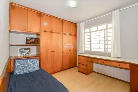 19_photo/94dce66b4f.31f8faead97f4406-ATLAS-cbda20b2-6d65-432d-b544-04e2212313a2.jpg de casa à venda com 3 quartos, 191m² em Tingui, Curitiba
