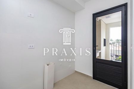 6_photo/94dce66bb9.05c9a409225b8aeb-ATLAS-feb08dde-1b62-4bca-9cf7-b2ff9a939ebf.jpg de apartamento à venda com 3 quartos, 64m² em Tingui, Curitiba