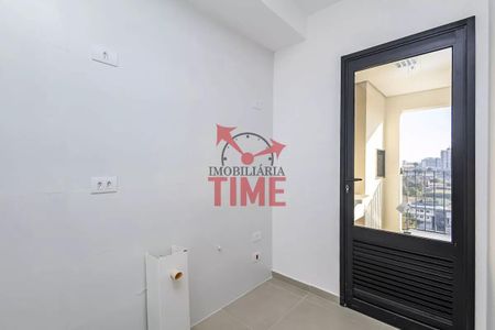 3_photo/94dce66bb9.8dcc7edb8fc2e9fa-ATLAS-0b8d92ee-41c8-4a45-ad60-f6f12a74c8c1.jpg de apartamento à venda com 2 quartos, 50m² em Tingui, Curitiba