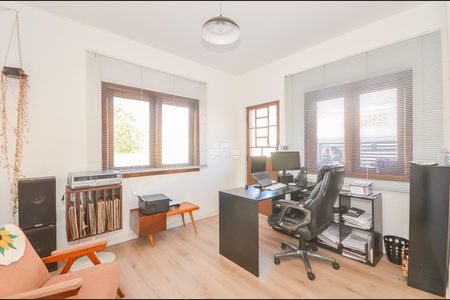 4_photo/94dce66c19.64b3ee7f892ddf1a-ATLAS-ac3e9a41-e6c0-4083-8885-623b1903b6bc.jpg de casa à venda com 3 quartos, 159m² em Tingui, Curitiba