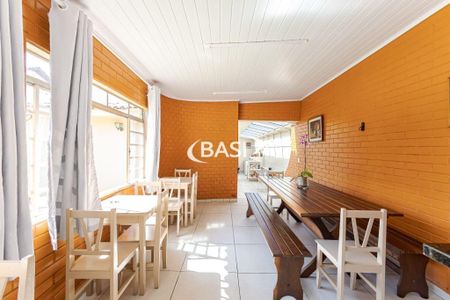 10_photo/94dce66c49.324ef91c1ffab7a3-ATLAS-07b96a20-bbc9-49d5-974b-570d16cd0da0.jpg de casa à venda com 4 quartos, m² em Tingui, Curitiba