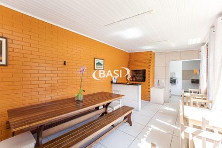 8_photo/94dce66c49.324ef91c1ffab7a3-ATLAS-4f8cb5e3-edfc-49ed-91cd-3fdc70bf77f8.jpg de casa à venda com 4 quartos, m² em Tingui, Curitiba