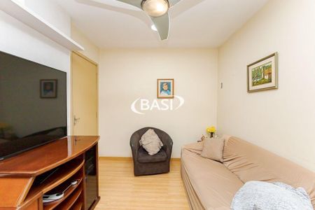 46_photo/94dce66c49.324ef91c1ffab7a3-ATLAS-aa64affb-db85-4cfd-b469-492cda4d75d8.jpg de casa à venda com 5 quartos, 179m² em Tingui, Curitiba