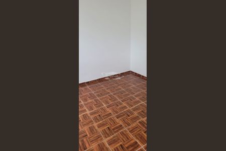 5_photo/94dce66c6d.56a84a75de1dbb87-ATLAS-59d13551-e82c-4a06-8f89-44331829cb40.jpg de casa para alugar com 1 quarto, 30m² em Tingui, Curitiba