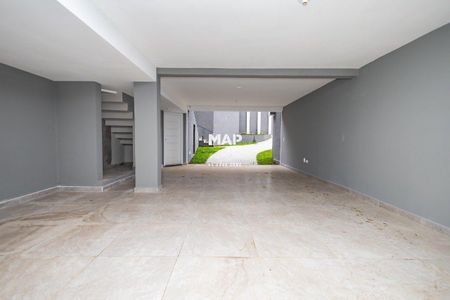 4_photo/94dce66c7d.e2451d589f4ca2b2-ATLAS-d7832fa8-31af-4bff-944e-b7ab030f86e2.jpg de casa à venda com 3 quartos, 217m² em Tingui, Curitiba