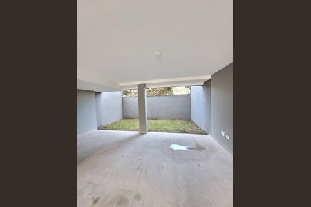 6_photo/94dce66c87.ffdd1ddaa3c736e5-ATLAS-16337ff7-f5fa-48e2-b77a-031ceaf73b4d.jpg de casa à venda com 3 quartos, 136m² em Tingui, Curitiba