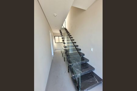 9_photo/94dce66c87.ffdd1ddaa3c736e5-ATLAS-23f7e73f-b28f-4287-a46f-898017d0c237.jpg de casa à venda com 3 quartos, 136m² em Tingui, Curitiba