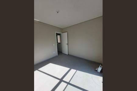 18_photo/94dce66c87.ffdd1ddaa3c736e5-ATLAS-db1ec081-8ac8-46ca-84d6-28edf9870f23.jpg de casa à venda com 3 quartos, 136m² em Tingui, Curitiba