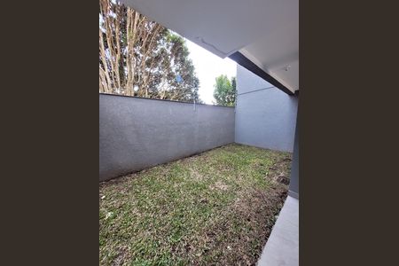 37_photo/94dce66c87.ffdd1ddaa3c736e5-ATLAS-e5aea116-b410-4666-9593-4fd2016c61ad.jpg de casa à venda com 3 quartos, 136m² em Tingui, Curitiba