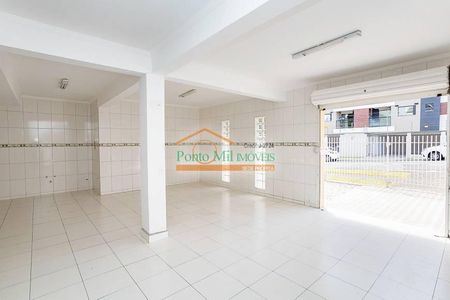2_photo/94dce66c97.79f3724827edd456-ATLAS-9791a1a8-44d9-49ca-a979-e9e04029b7dc.jpg de casa à venda com 3 quartos, 267m² em Tingui, Curitiba