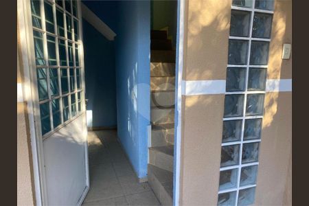 6_photo/94dce66c97.79f3724827edd456-ATLAS-a79f5bed-01d7-4d4b-b1a3-fea515c7a8d6.jpg de casa à venda com 3 quartos, 268m² em Tingui, Curitiba