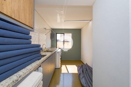 5_photo/94dce66d21.dc7b031a1d7e8bb1-ATLAS-2aafeba5-b133-48f1-9cd1-3e1948e30872.jpg de apartamento à venda com 2 quartos, 67m² em Tingui, Curitiba