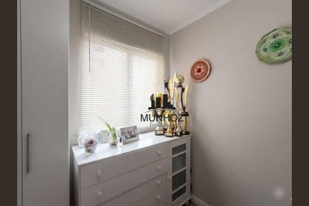 4_photo/94dce66d3b.b396299e2e259808-ATLAS-1a5e0161-168b-4ea2-bc43-8d71e0d7f858.jpg de apartamento à venda com 3 quartos, 49m² em Tingui, Curitiba