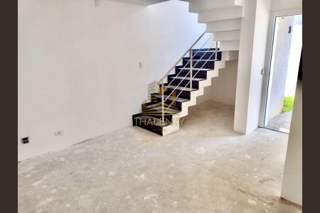 3_photo/94dce66d8f.5b1ffa6849bccbd1-ATLAS-4fea3218-61cc-4f3a-88e1-ae33eacf6a8e.jpg de casa à venda com 3 quartos, 149m² em Bacacheri, Curitiba