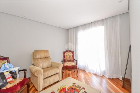 12_photo/94dce66db9.0473144d3f262afb-ATLAS-e491bfd4-bd7a-406a-b88a-1b7312970d9f.jpg de casa à venda com 4 quartos, 205m² em Tingui, Curitiba
