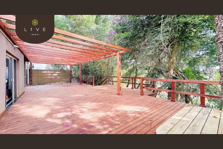 2_photo/94dce66e49.d16fc43393eeb2f7-ATLAS-acc7210e-b634-4ca0-ba03-ce224a529bb3.jpg de casa à venda com 3 quartos, 175m² em Bacacheri, Curitiba