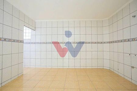 6_photo/94dce66f21.ceff8192393c33de-ATLAS-7a5b17d1-de88-48c2-a2a9-b479ca2ca3e1.jpg de casa à venda com 3 quartos, 268m² em Tingui, Curitiba