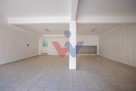 7_photo/94dce66f21.ceff8192393c33de-ATLAS-8b29f26f-fb53-433a-81d1-086f03e2d15f.jpg de casa à venda com 3 quartos, 268m² em Tingui, Curitiba