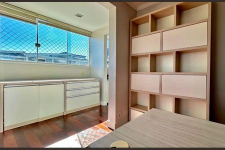 22_photo/94dce66f41.b7a28b76476596d7-ATLAS-b7038f0f-cf27-4d3c-90d6-43a52015dbdf.jpg de apartamento à venda com 3 quartos, 120m² em Santa Cândida, Curitiba