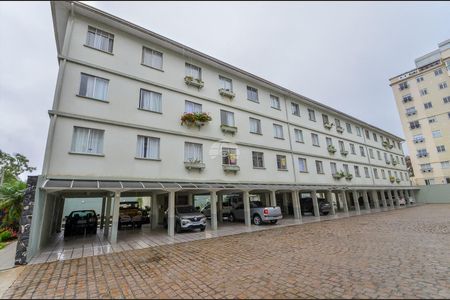 3_photo/94dce670a5.19aa8c4a7a01ea01-ATLAS-1c429c6a-496f-4bd9-9b20-95ea99c2aa41.jpg de apartamento à venda com 2 quartos, 55m² em Bacacheri, Curitiba