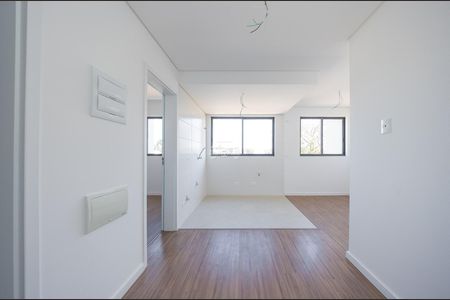 3_photo/94dce6727d.c49d1d67c2d7f9c5-ATLAS-d9e0754b-2473-4f8f-826e-28adceb8084d.jpg de apartamento à venda com 1 quarto, 31m² em Tingui, Curitiba