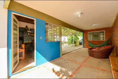 35_photo/94dce676d3.3723a44aaca63190-ATLAS-181ed605-97dd-4e97-97e7-77c8bfe8db11.jpg de casa à venda com 3 quartos, 151m² em Bacacheri, Curitiba