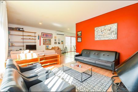 9_photo/94dce676d3.3723a44aaca63190-ATLAS-61ddecc2-bdea-46b7-814c-3f3b5a59ebad.jpg de casa à venda com 3 quartos, 151m² em Bacacheri, Curitiba